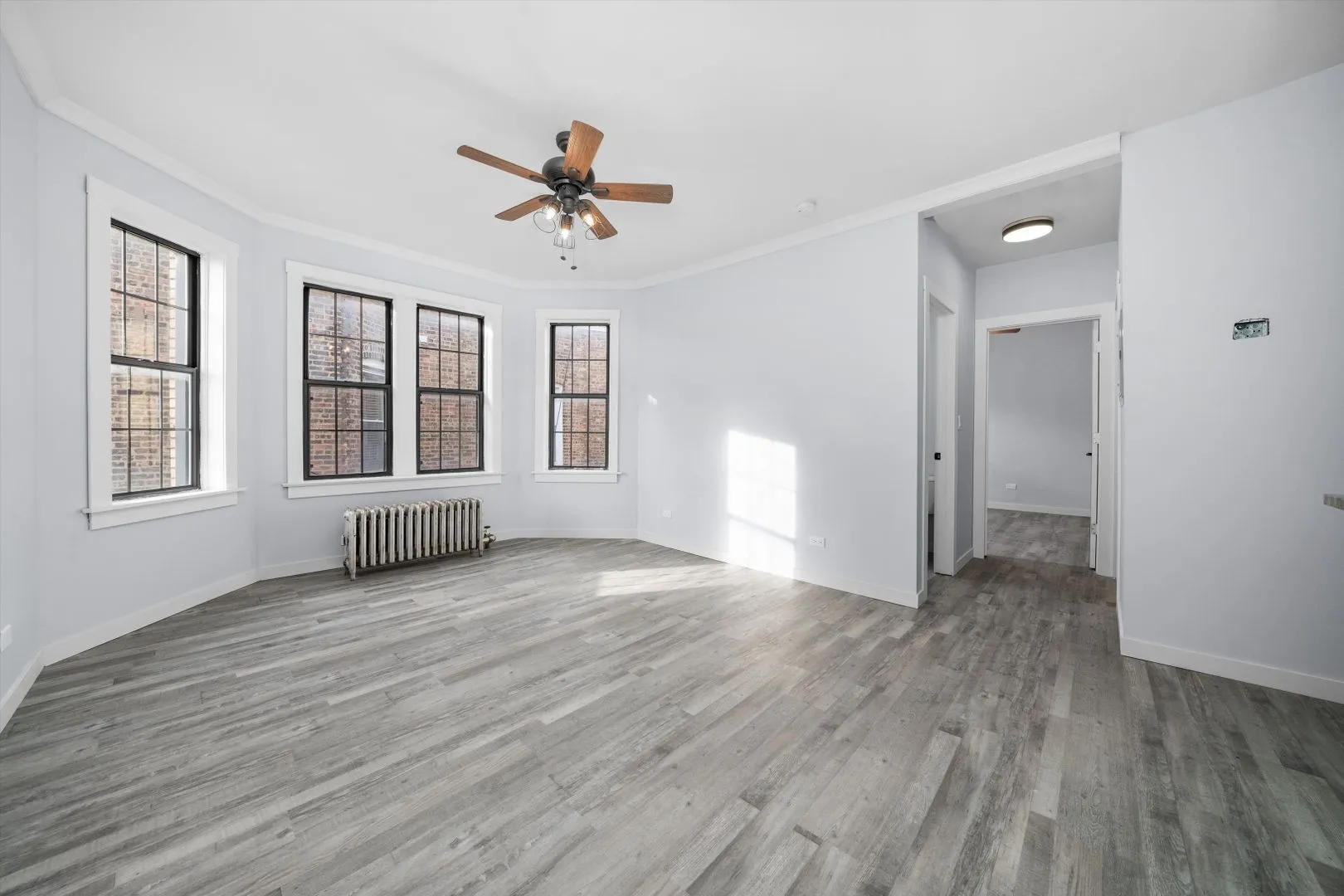 6128 S Ingleside Ave, ,  60637, USA 60637-unit#1W-Chicago-IL