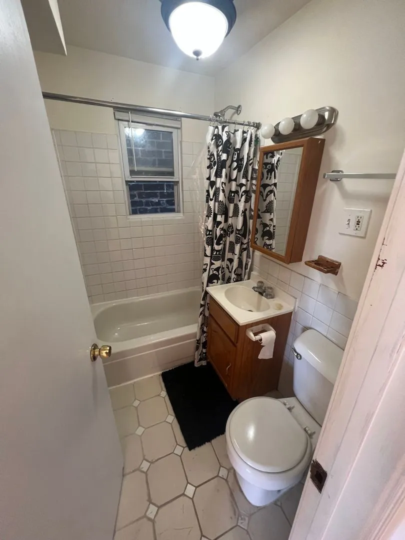 1638 N Western Ave, ,  60647, USA 60647-unit#3-Chicago-IL