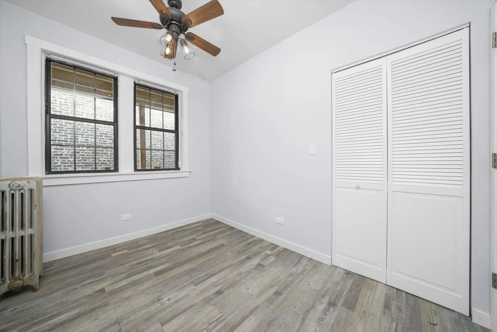 6128 S Ingleside Ave, ,  60637, USA 60637-unit#2W-Chicago-IL