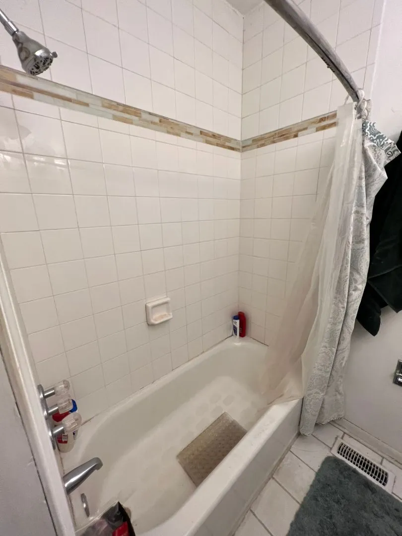 3143 N Southport Ave, ,  60657, USA 60657-unit#1R-Chicago-IL