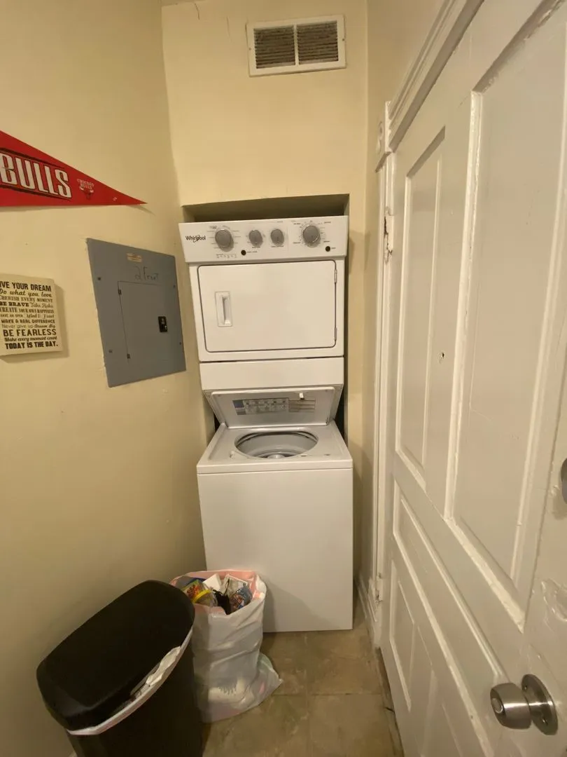 3143 N Southport Ave, ,  60657, USA 60657-unit#2F-Chicago-IL
