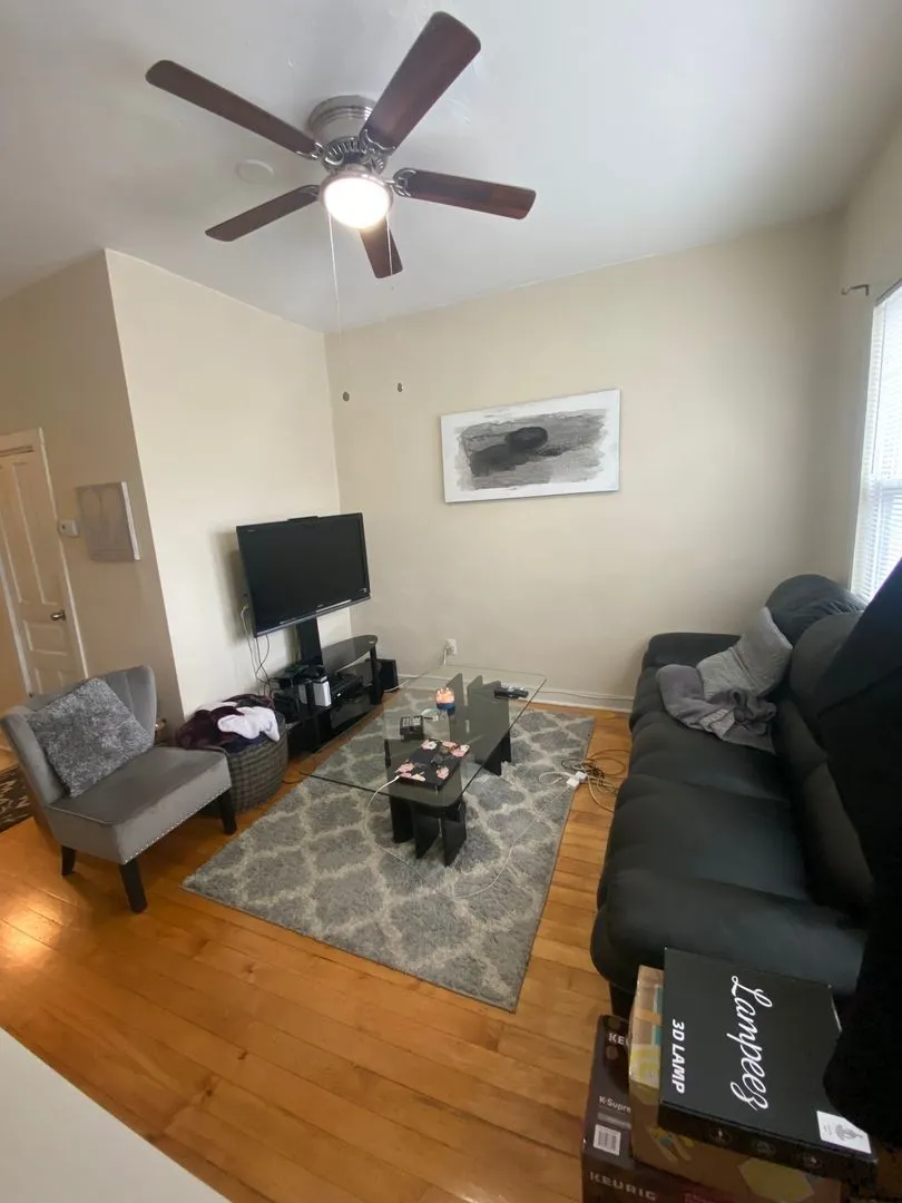 3143 N Southport Ave, ,  60657, USA 60657-unit#2F-Chicago-IL