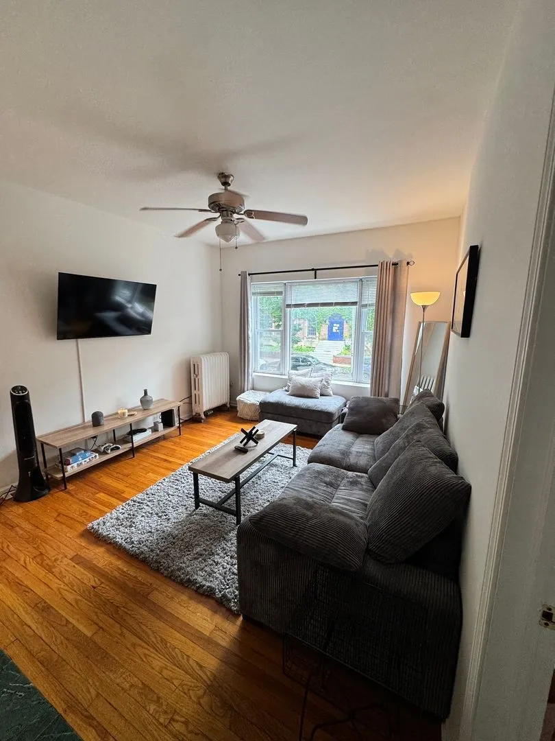 611 W Arlington Pl, ,  60614, USA 60614-unit#1N-Chicago-IL
