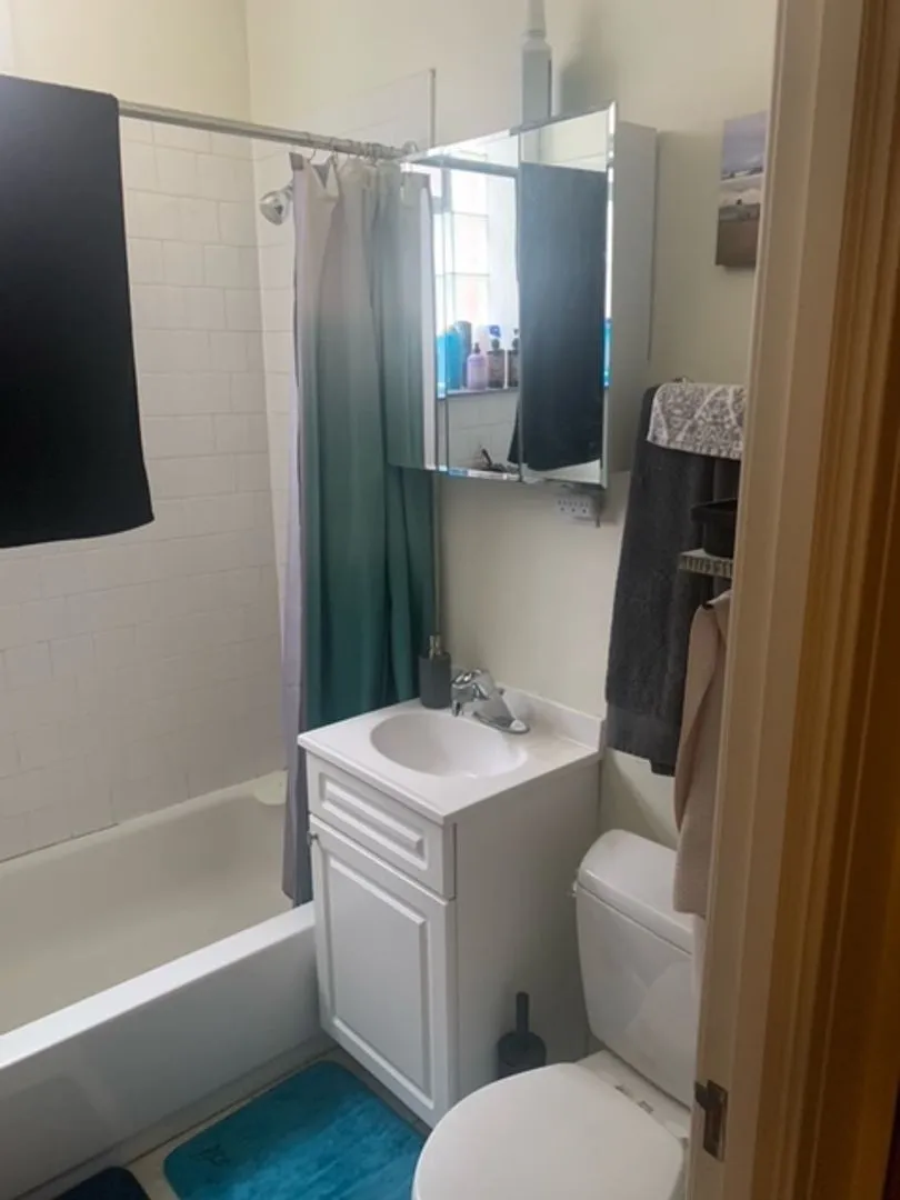923 W George St, , 60657, USA 60657-unit#1J-Chicago-IL
