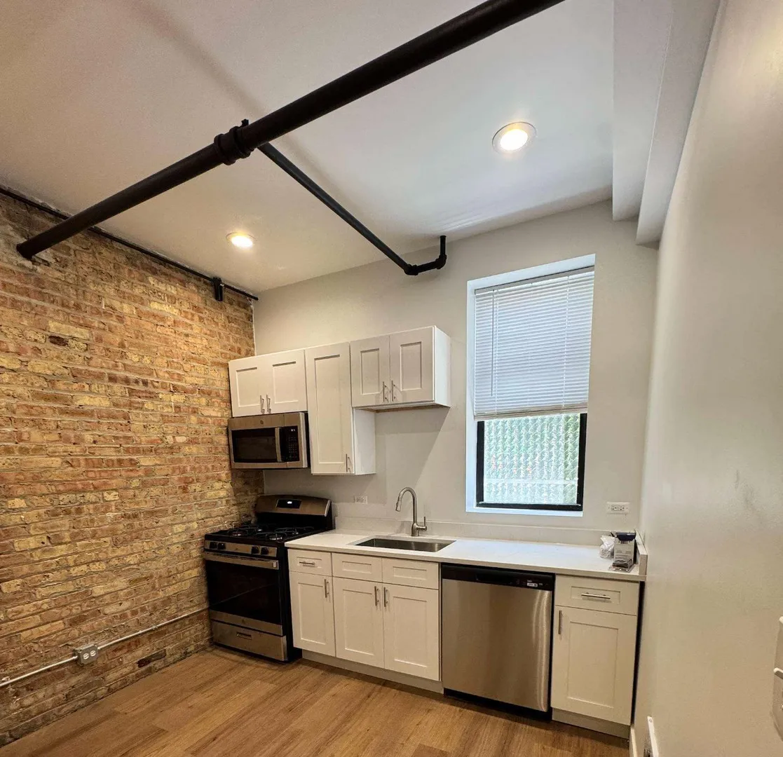 18 N Clark St #503, , 60603, USA 60614-unit#GARDEN-Chicago-IL