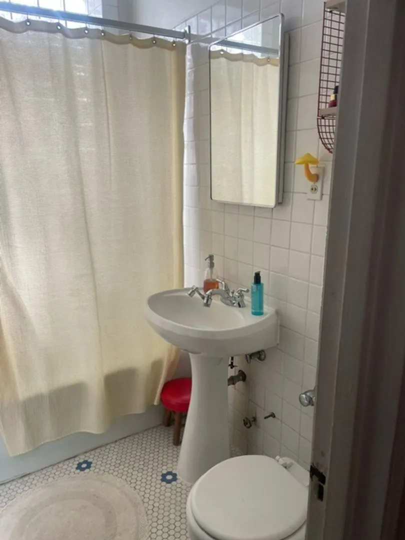 1461 W Summerdale Ave, ,  60640, USA 60640-unit#2A-Chicago-IL