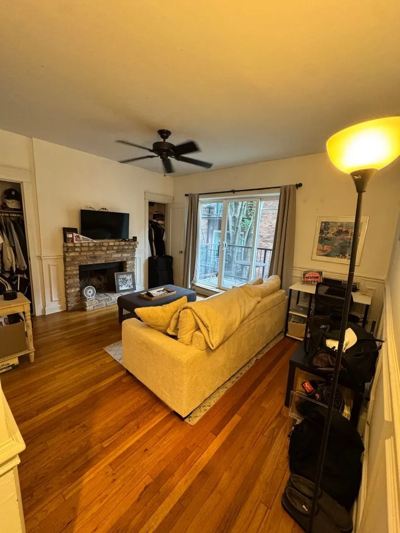 501 W Deming Pl, ,  60614, USA 60614-unit#2S-Chicago-IL