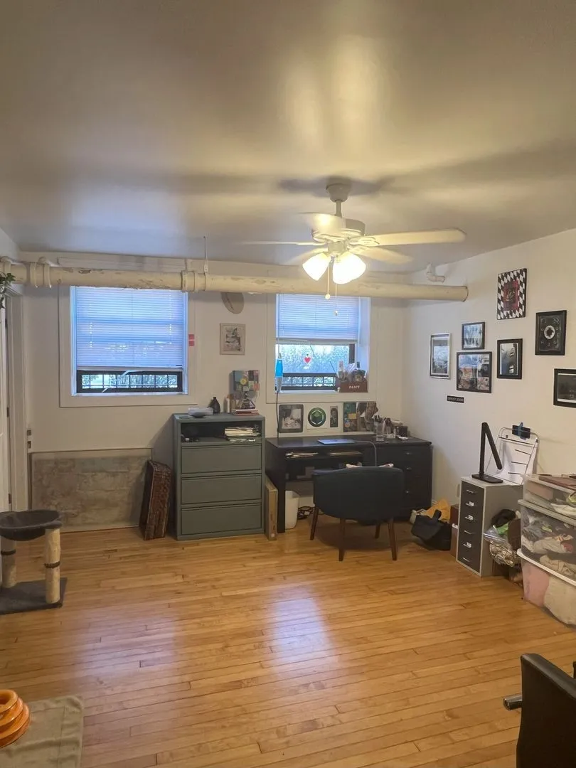 1202 W Montana St, , 60614, USA 60614-Chicago-IL