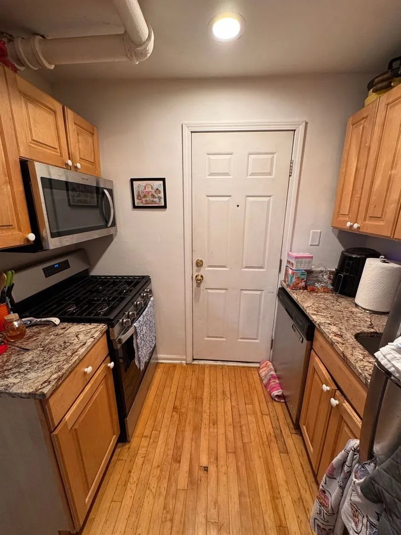 611 W Arlington Pl, ,  60614, USA 60614-unit#GS-Chicago-IL