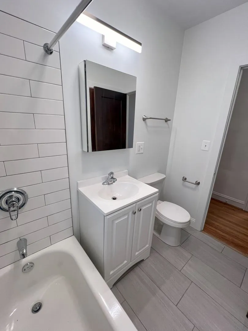 4409 N Hamilton Ave, ,  60625, USA 60625-unit#1E-Chicago-IL