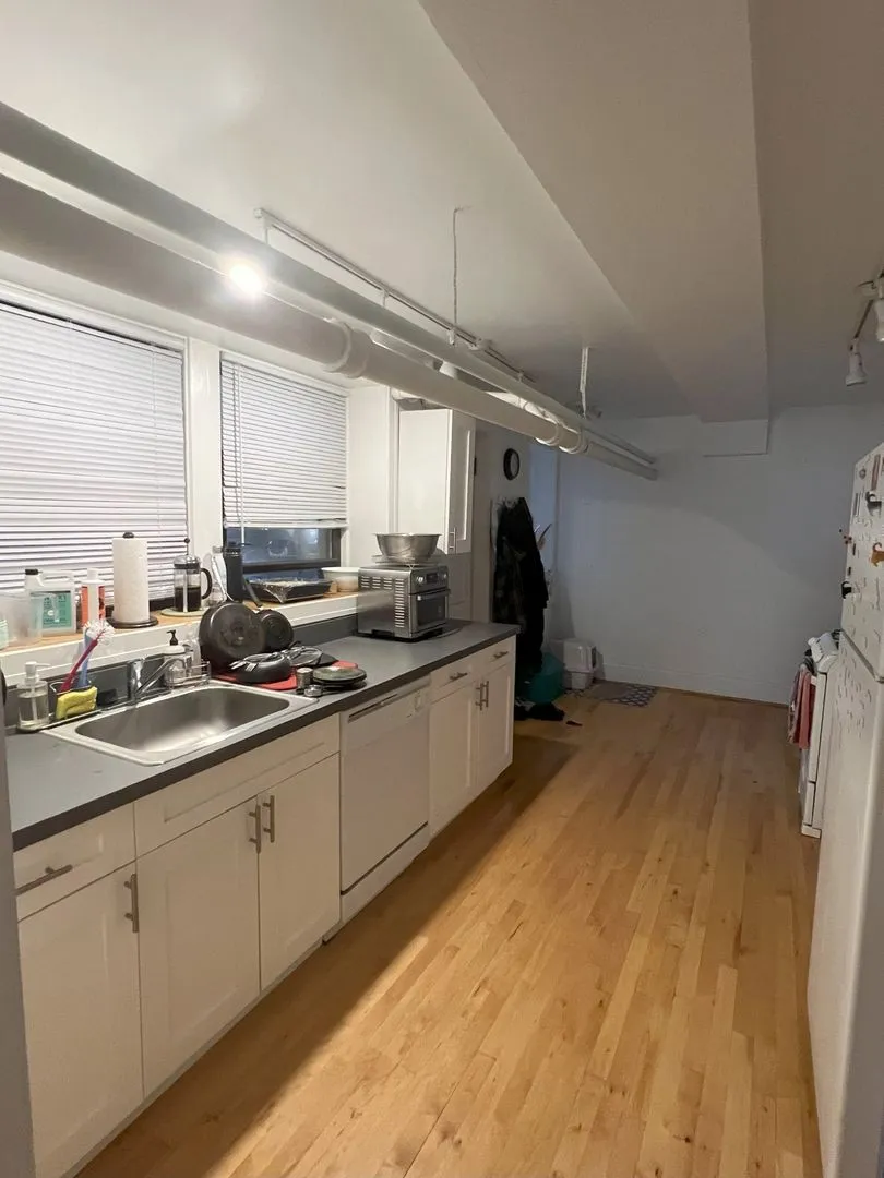 1202 W Montana St, , 60614, USA 60614-Chicago-IL