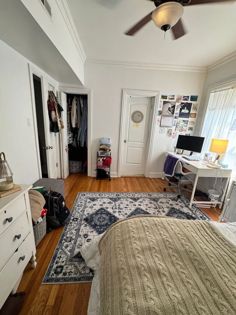 447 W Oakdale Ave, ,  60657, USA 60657-unit#2-Chicago-IL