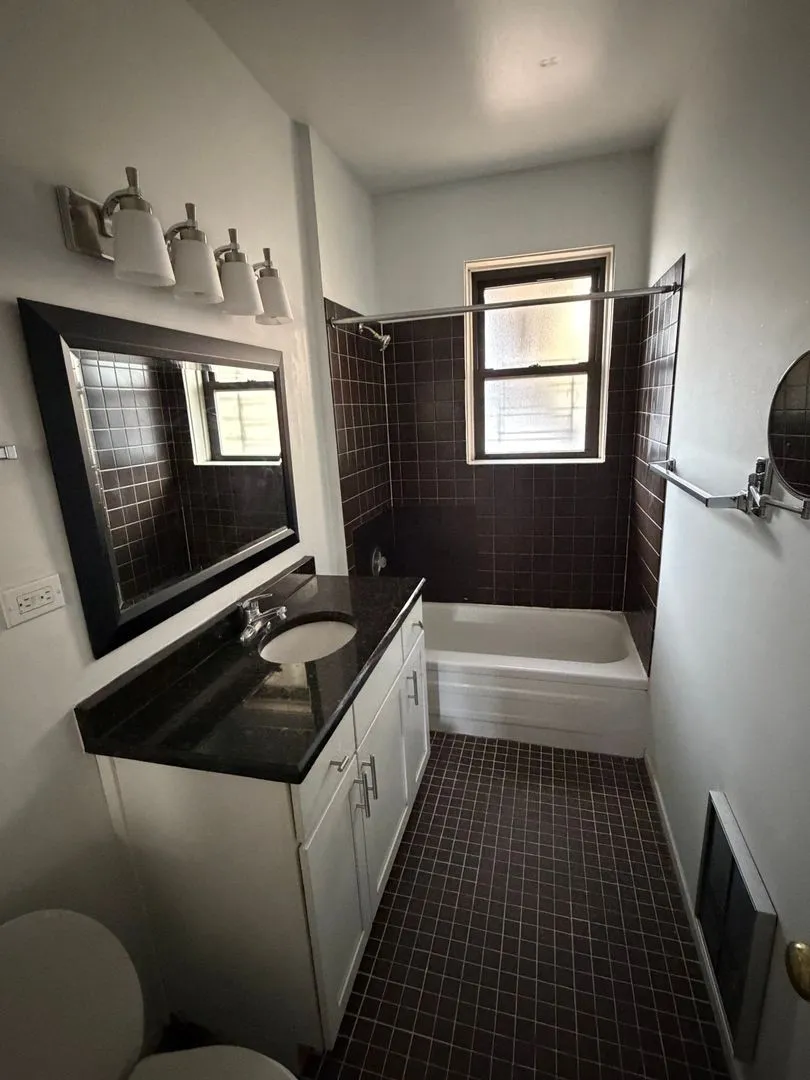 1623 W Grace St, , 60613, USA 60613-unit#2-Chicago-IL