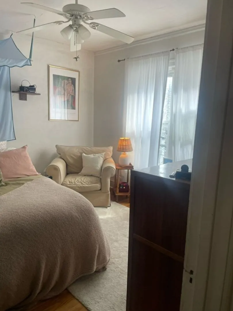 1461 W Summerdale Ave, ,  60640, USA 60640-unit#2A-Chicago-IL