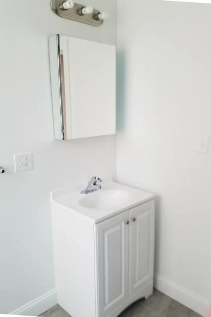 2024 W Foster Ave, , 60625, USA 60625-unit#3A-Chicago-IL