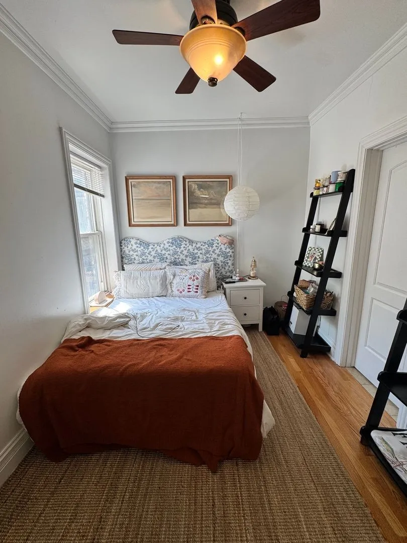 447 W Oakdale Ave, ,  60657, USA 60657-unit#2-Chicago-IL
