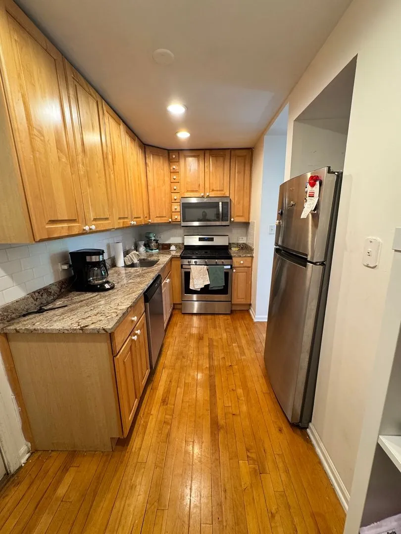611 W Arlington Pl, ,  60614, USA 60614-unit#3N-Chicago-IL