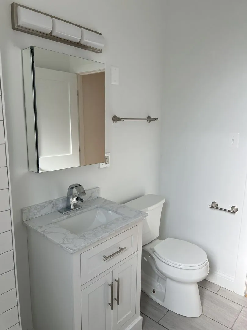 856 W Wolfram St, , 60657, USA 60657-unit#3W-Chicago-IL