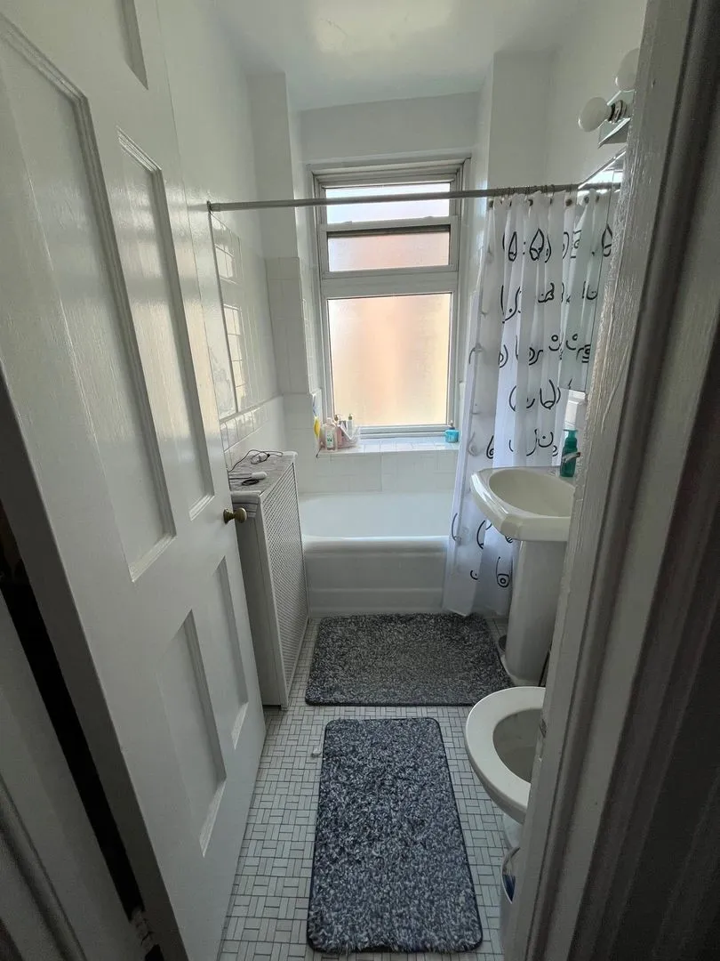 415 W Fullerton Pkwy, , 60614, USA 60614-unit#601-Chicago-IL