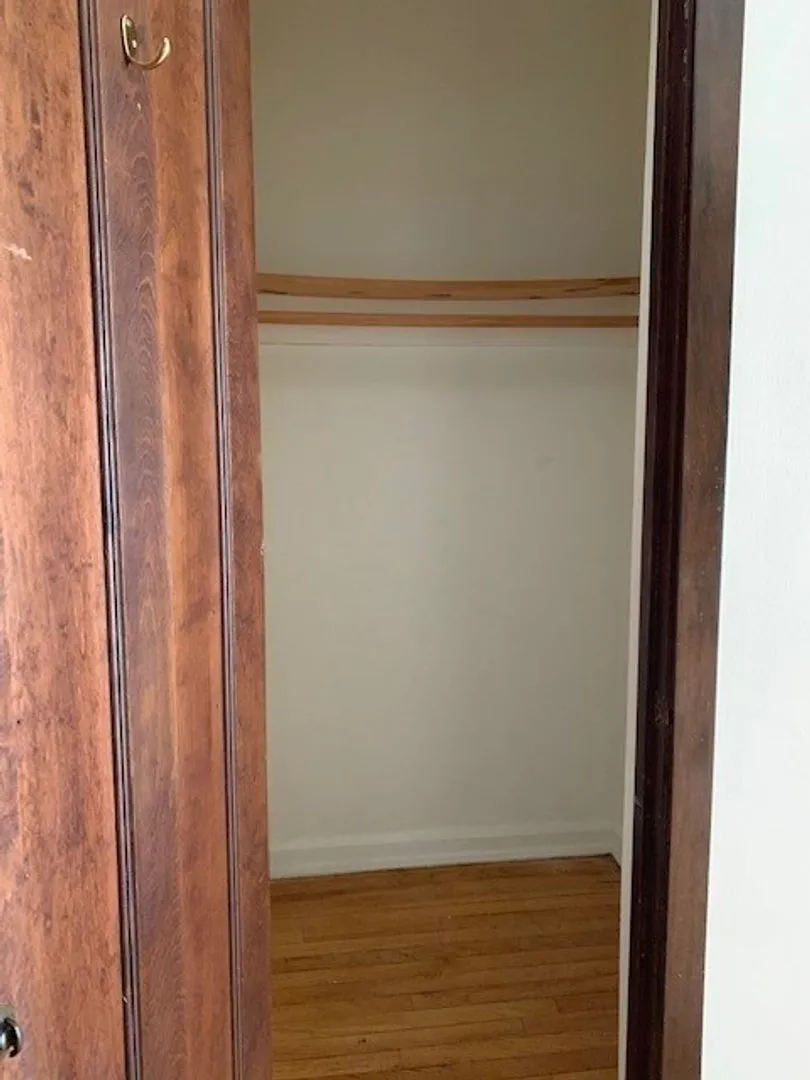 1528 W Berteau Ave, , 60613, USA 60613-unit#3-Chicago-IL