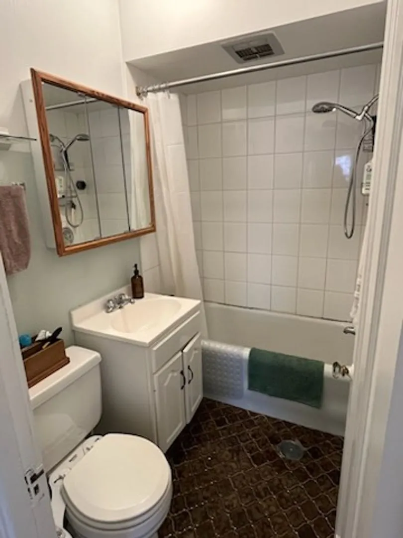 903 W George St, ,  60657, USA 60657-unit#2-Chicago-IL