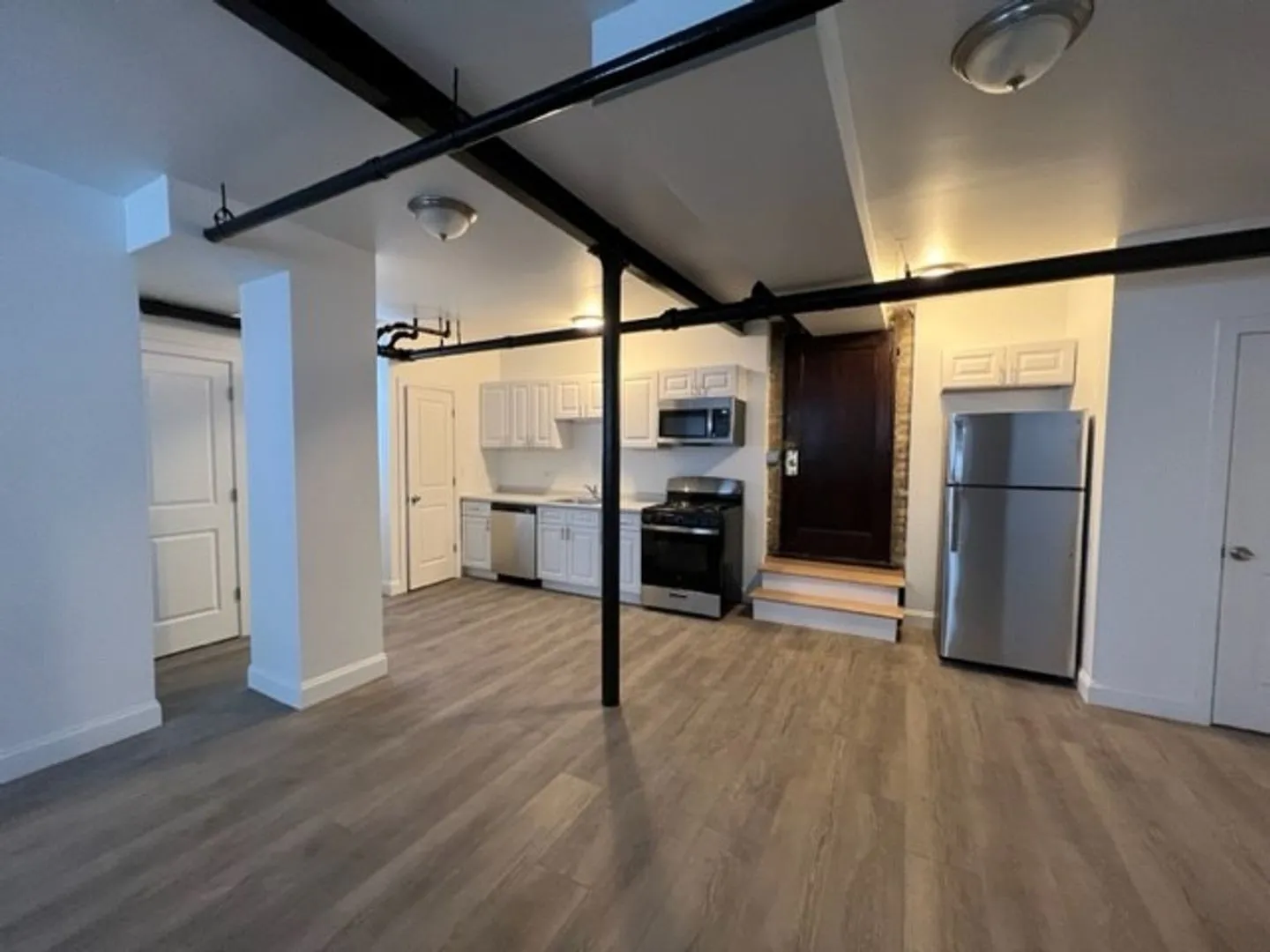2055 W Berwyn Ave, , 60625, USA 60625-unit#2057-GDN-Chicago-IL