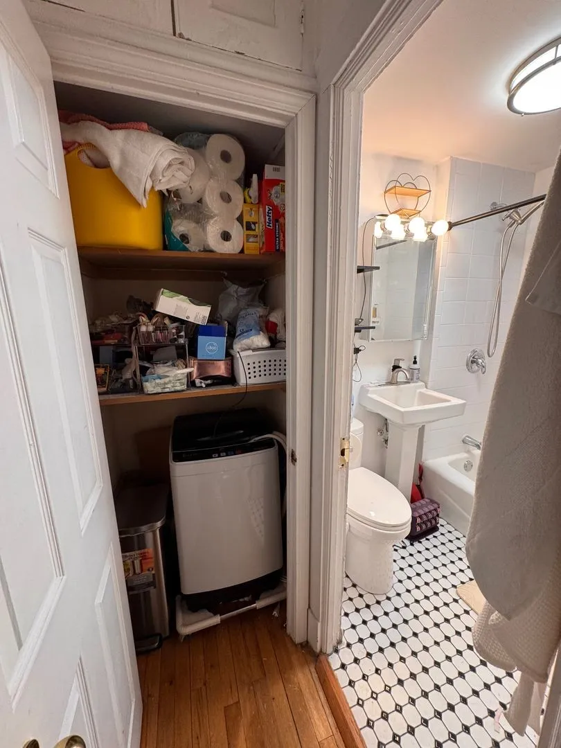 517 W Deming Pl, , 60614, USA 60614-unit#2N-Chicago-IL