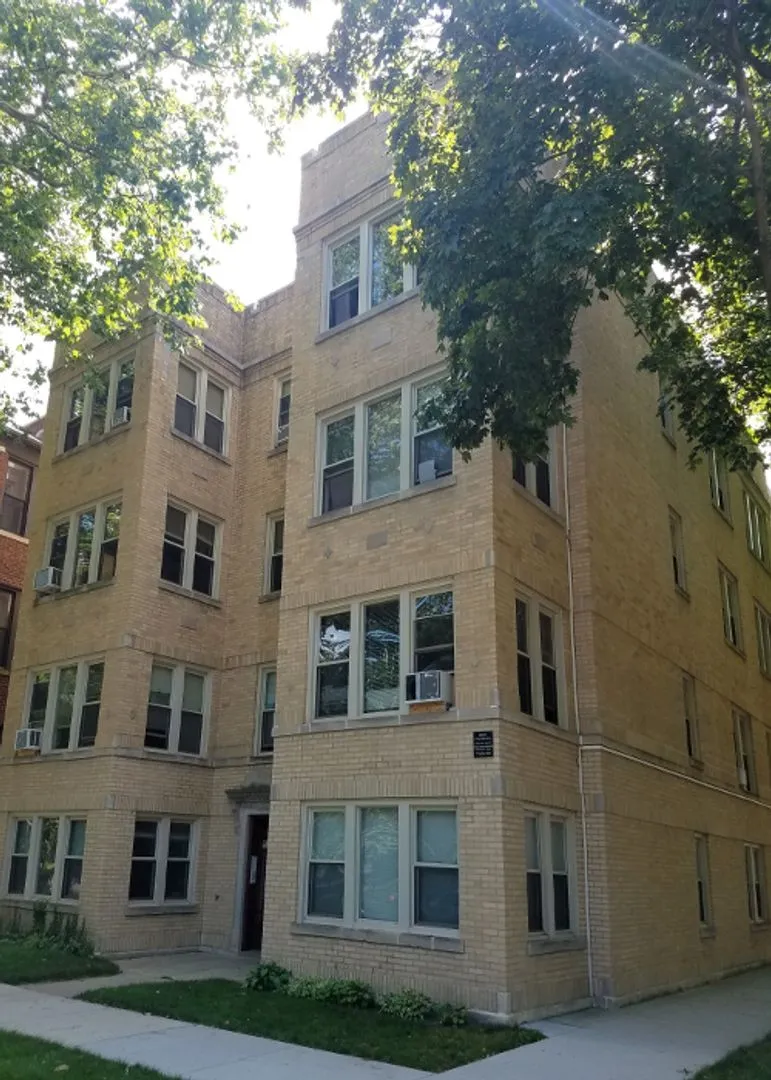 5052 N Leavitt St, , 60625, USA 60625-unit#2209 N CARMEN 1-Chicago-IL