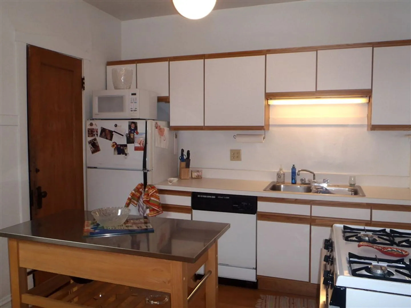 857 W Diversey Pkwy, ,  60614, USA 60614-unit#2-Chicago-IL