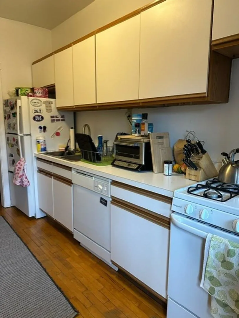 4623 N Damen Ave, , 60625, USA 60625-unit#2-Chicago-IL