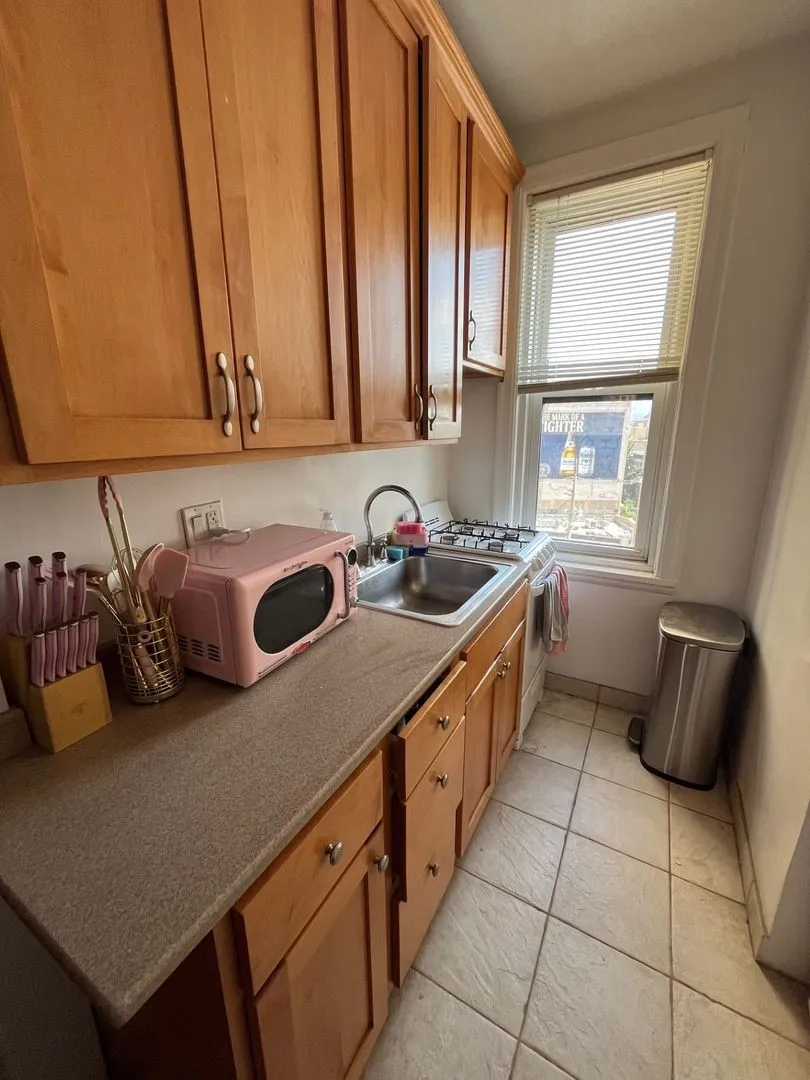 415 W Fullerton Pkwy, , 60614, USA 60614-unit#601-Chicago-IL