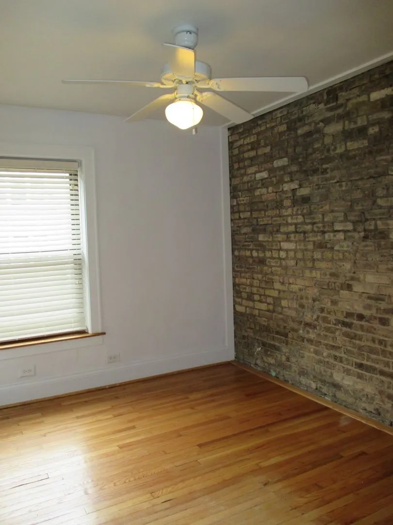 925 W Oakdale Ave, , 60657, USA 60657-unit#1F-Chicago-IL