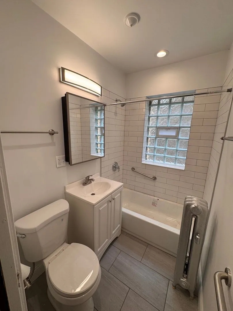 921 W George St, ,  60657, USA 60657-unit#3G-Chicago-IL