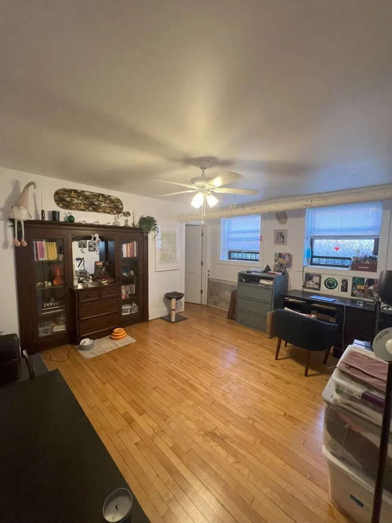 1202 W Montana St, , 60614, USA 60614-Chicago-IL