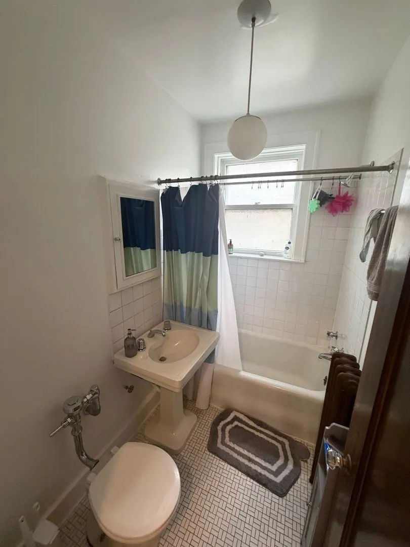 4520 N Wolcott Ave, , 60640, USA 60640-unit#2B-Chicago-IL