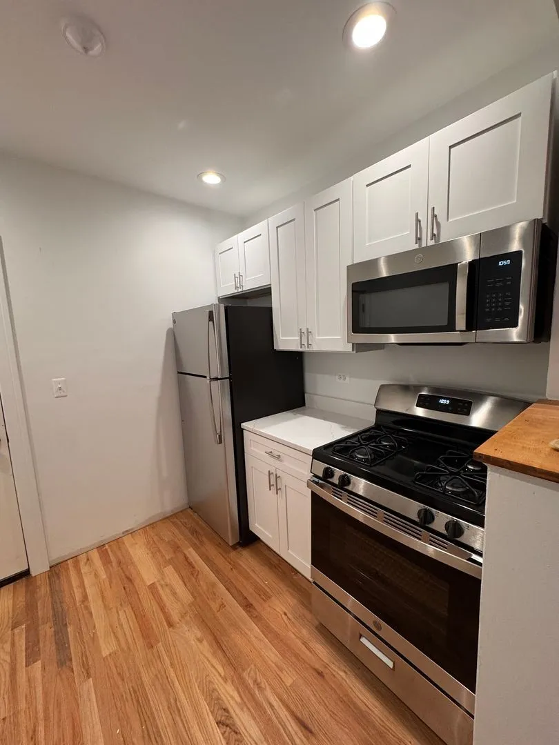 921 W George St, ,  60657, USA 60657-unit#3G-Chicago-IL