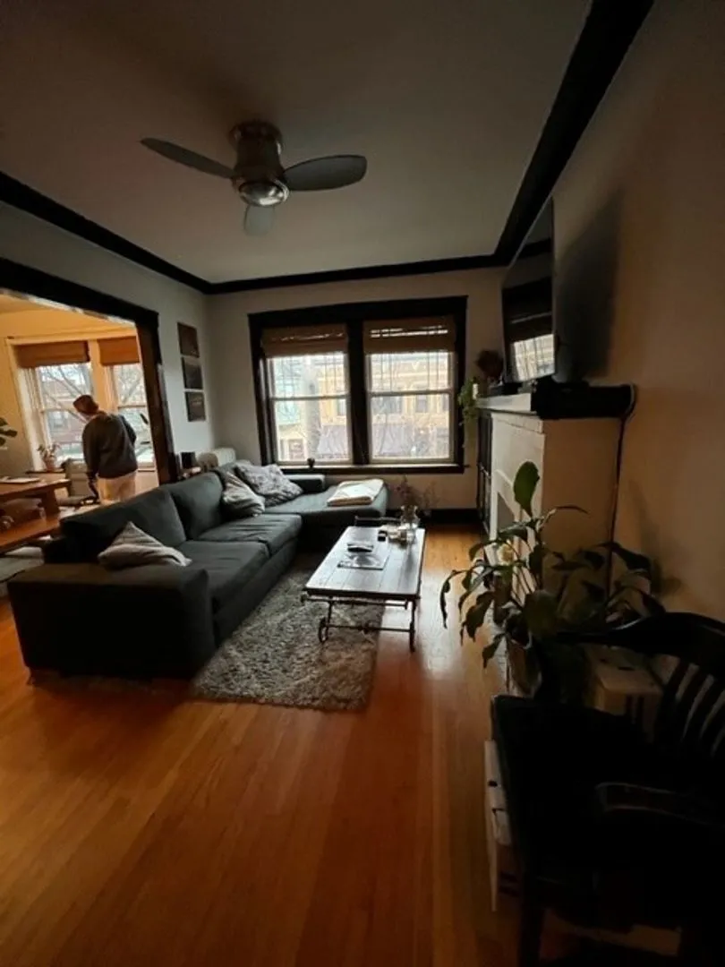 1221 W Grace St, ,  60613, USA 60613-unit#2-Chicago-IL