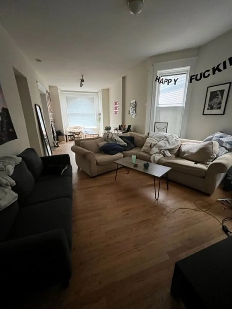 3046 N Clifton Ave, , 60657, USA 60657-unit#1F-Chicago-IL