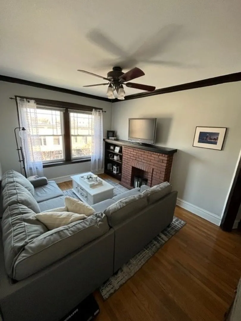 1221 W Grace St, ,  60613, USA 60613-unit#3-Chicago-IL