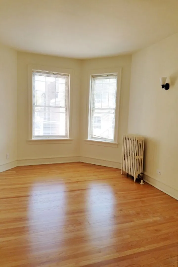 2020 W Berwyn Ave, ,  60625, USA 60625-unit#2-Chicago-IL