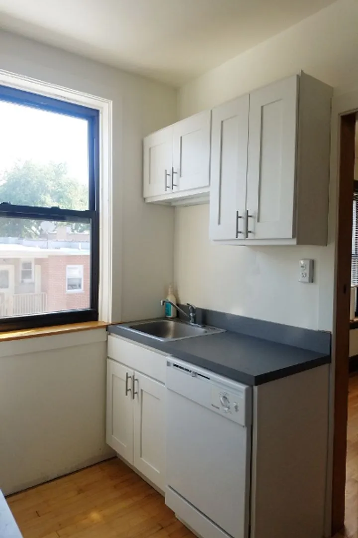 2017 W Berwyn Ave, , 60625, USA 60625-unit#3S-Chicago-IL