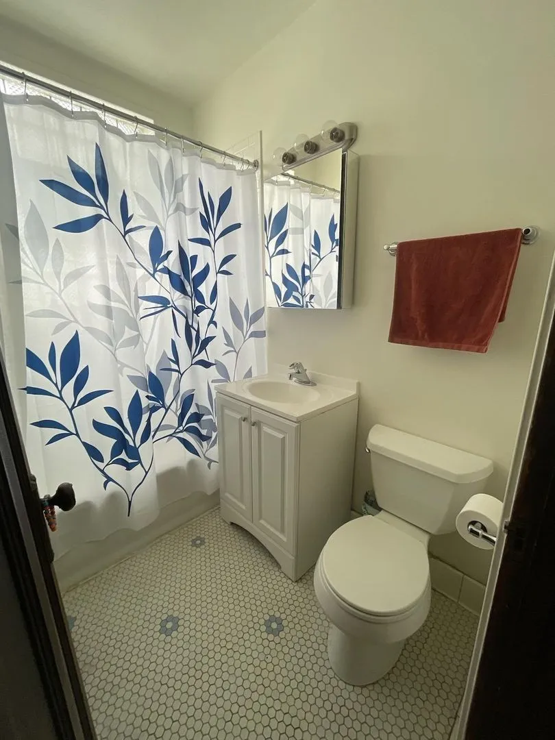 2017 W Berwyn Ave, , 60625, USA 60625-unit#3S-Chicago-IL