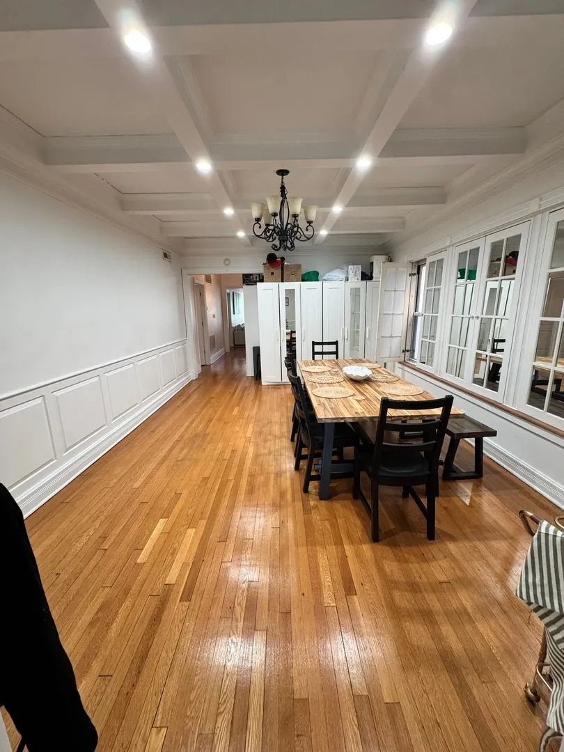 447 W Oakdale Ave, ,  60657, USA 60657-unit#2-Chicago-IL