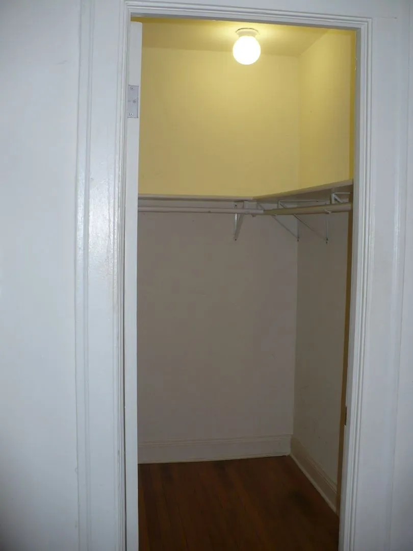 915 W George St, , 60657, USA 60657-unit#2A-Chicago-IL