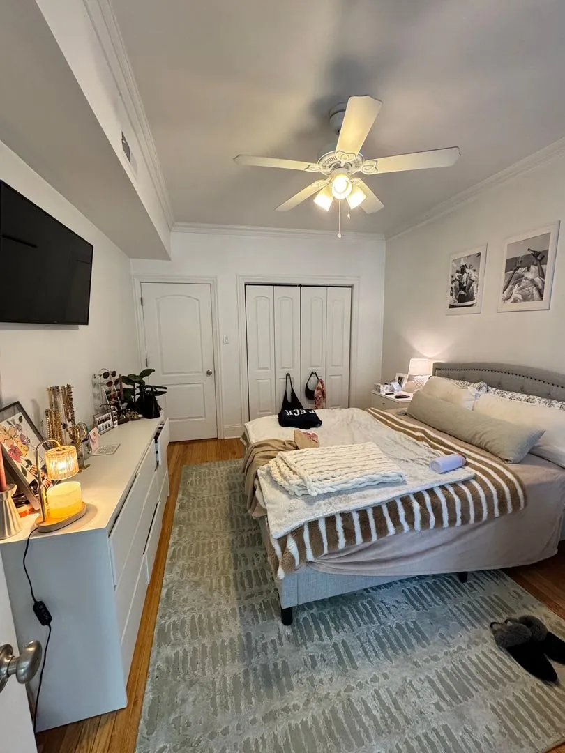 447 W Oakdale Ave, ,  60657, USA 60657-unit#2-Chicago-IL