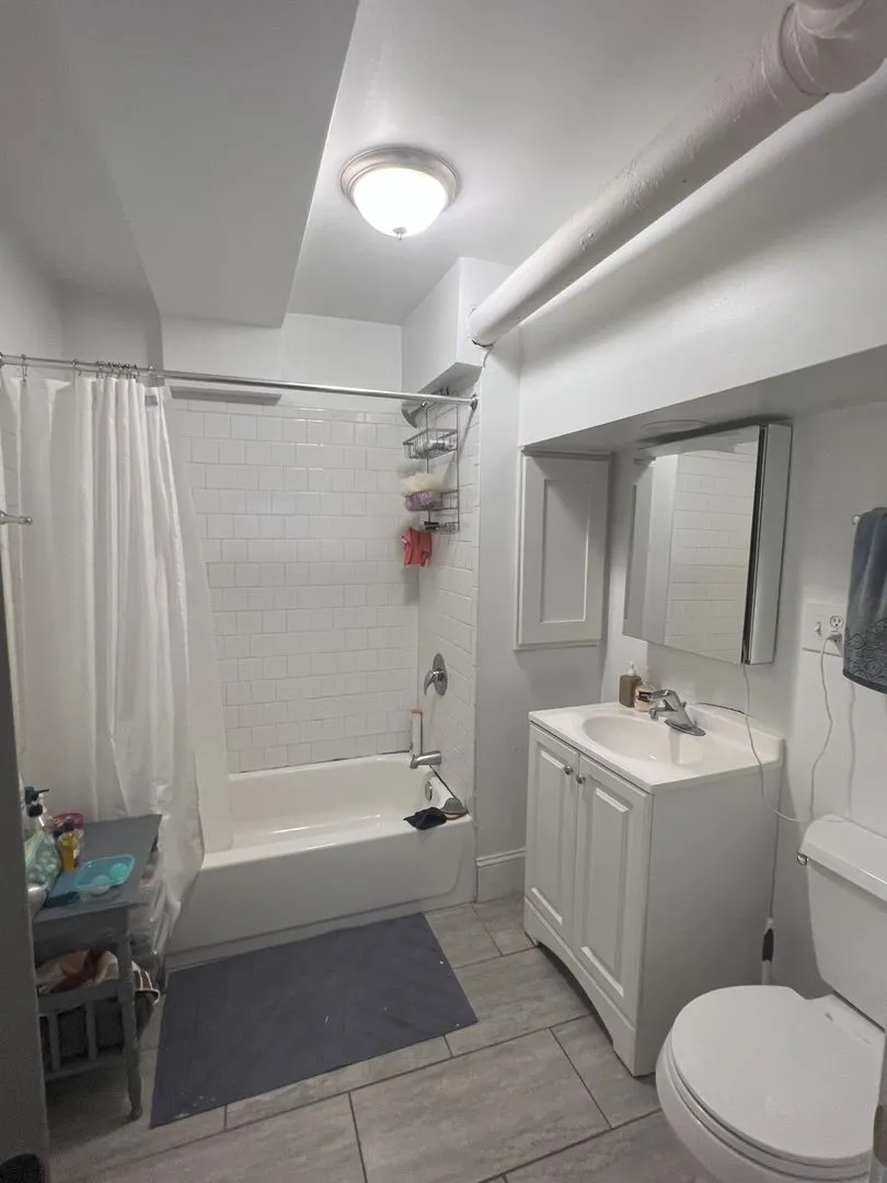 1202 W Montana St, , 60614, USA 60614-Chicago-IL
