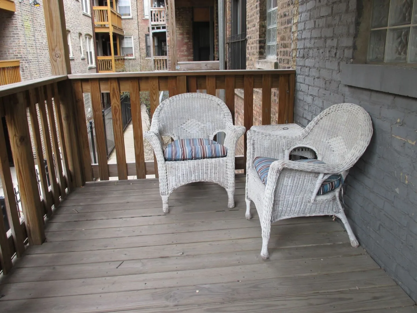 925 W Oakdale Ave, , 60657, USA 60657-unit#1F-Chicago-IL