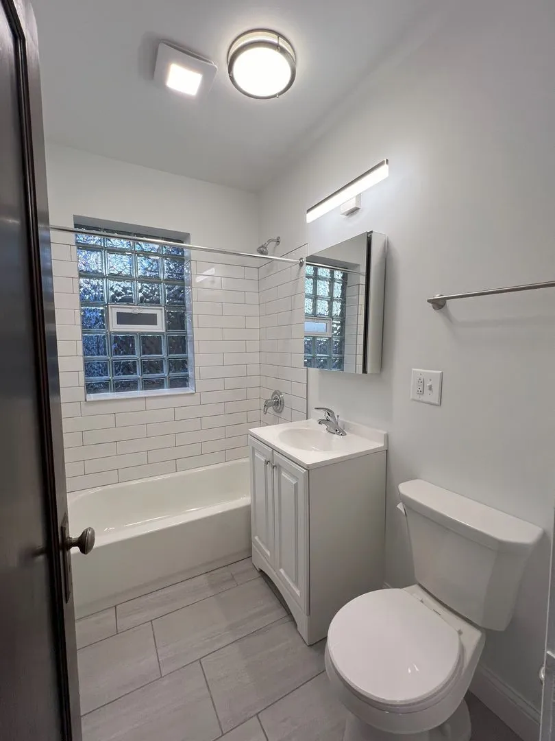 4409 N Hamilton Ave, ,  60625, USA 60625-unit#1E-Chicago-IL