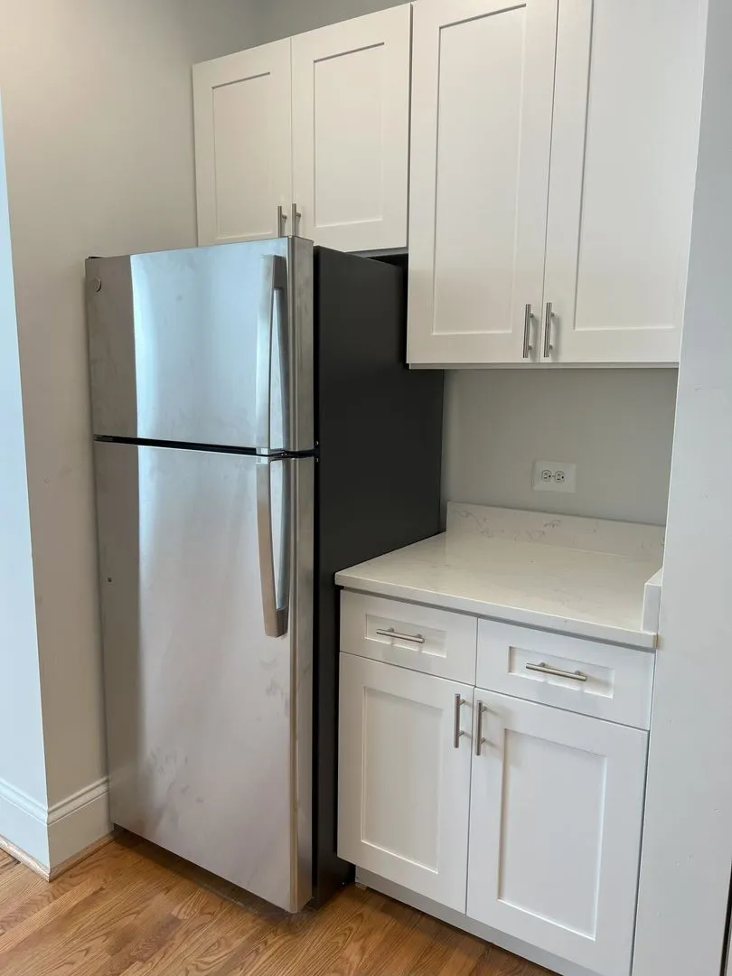 856 W Wolfram St, , 60657, USA 60657-unit#3W-Chicago-IL