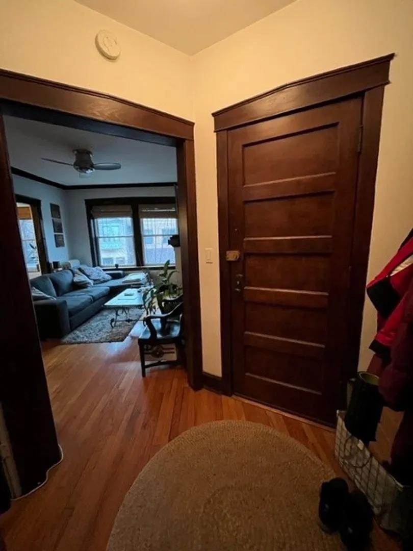 1221 W Grace St, ,  60613, USA 60613-unit#2-Chicago-IL